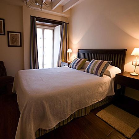 Las Casas Rurales Huerta San Benito Villamayor  Room photo
